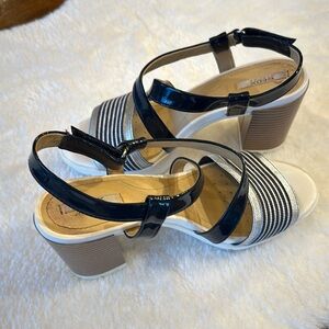 Geoxx navy sandals